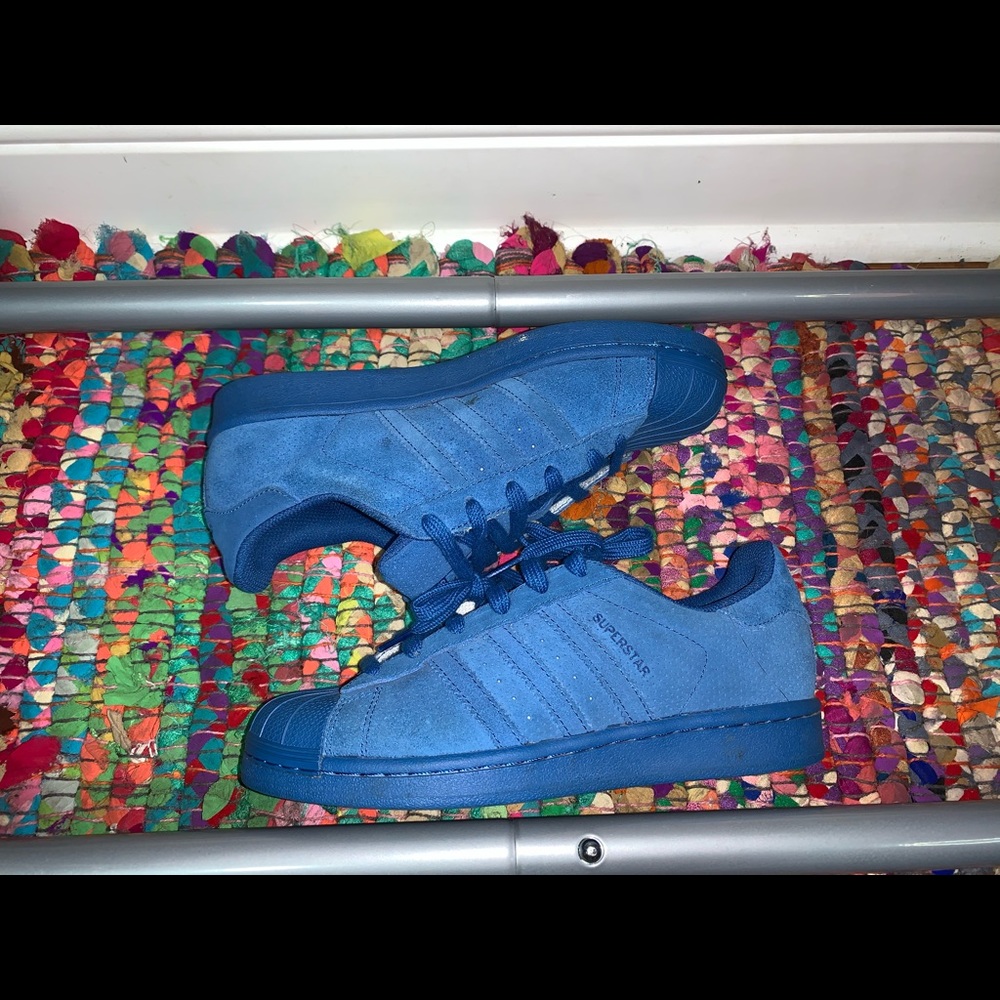 Adidas Blue Shell toes